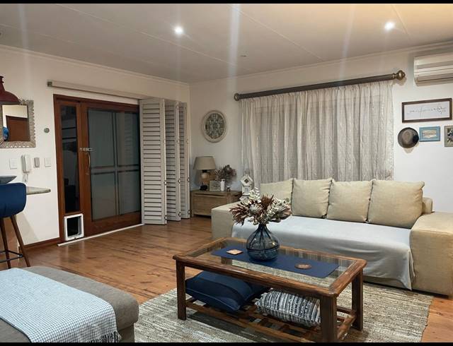 3 BEDROOM FREEHOLD FOR SALE IN PARKHAVEN
